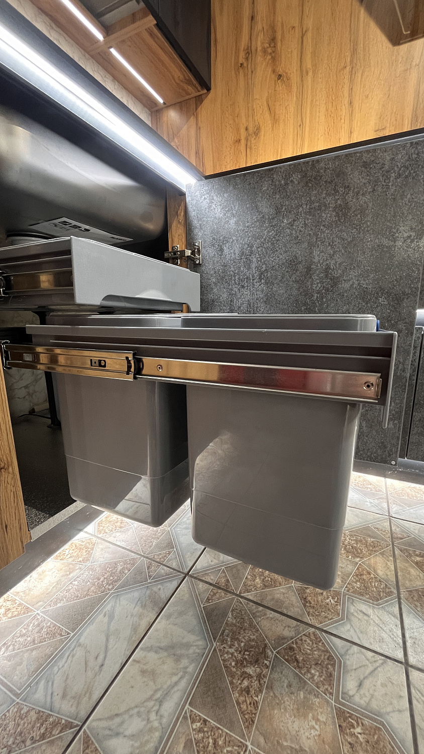 Кухонный гарнитур "Лофт бетон"