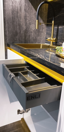 Риббет эмаль глянец