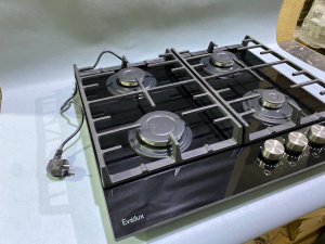 №29, Газовая варочная панель Evelux HEG 600 BG
