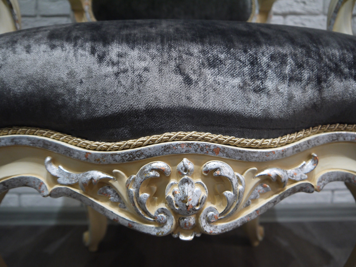 Кухонный гарнитур на заказ ГАУДИ кухня