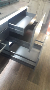 Кухонный гарнитур на заказ Симпл Р