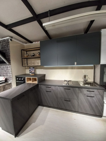 Кухонный гарнитур на заказ Кухонный гарнитур Феликс Севилья ДМ