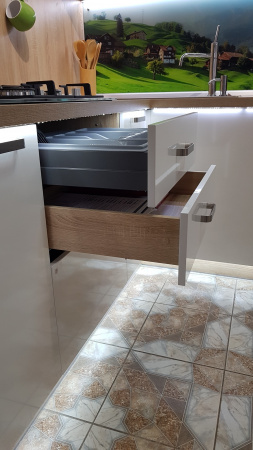 Кухонный гарнитур на заказ Шервуд Сонома