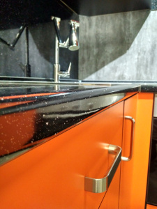 Кухонный гарнитур на заказ Экспрессия (Трио)