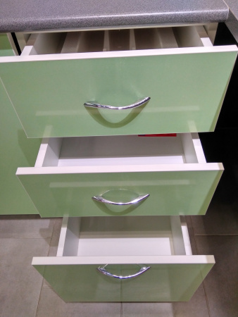 Кухонный гарнитур на заказ Перламутр (архив)