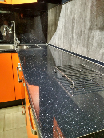 Кухонный гарнитур на заказ Экспрессия (Трио)