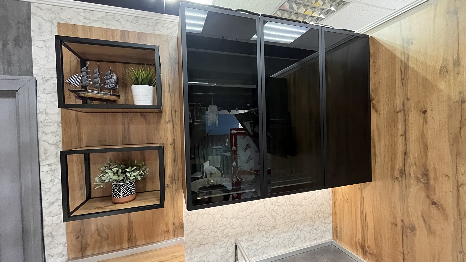 Кухонный гарнитур "Лофт бетон"