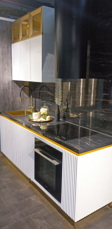 Риббет эмаль глянец