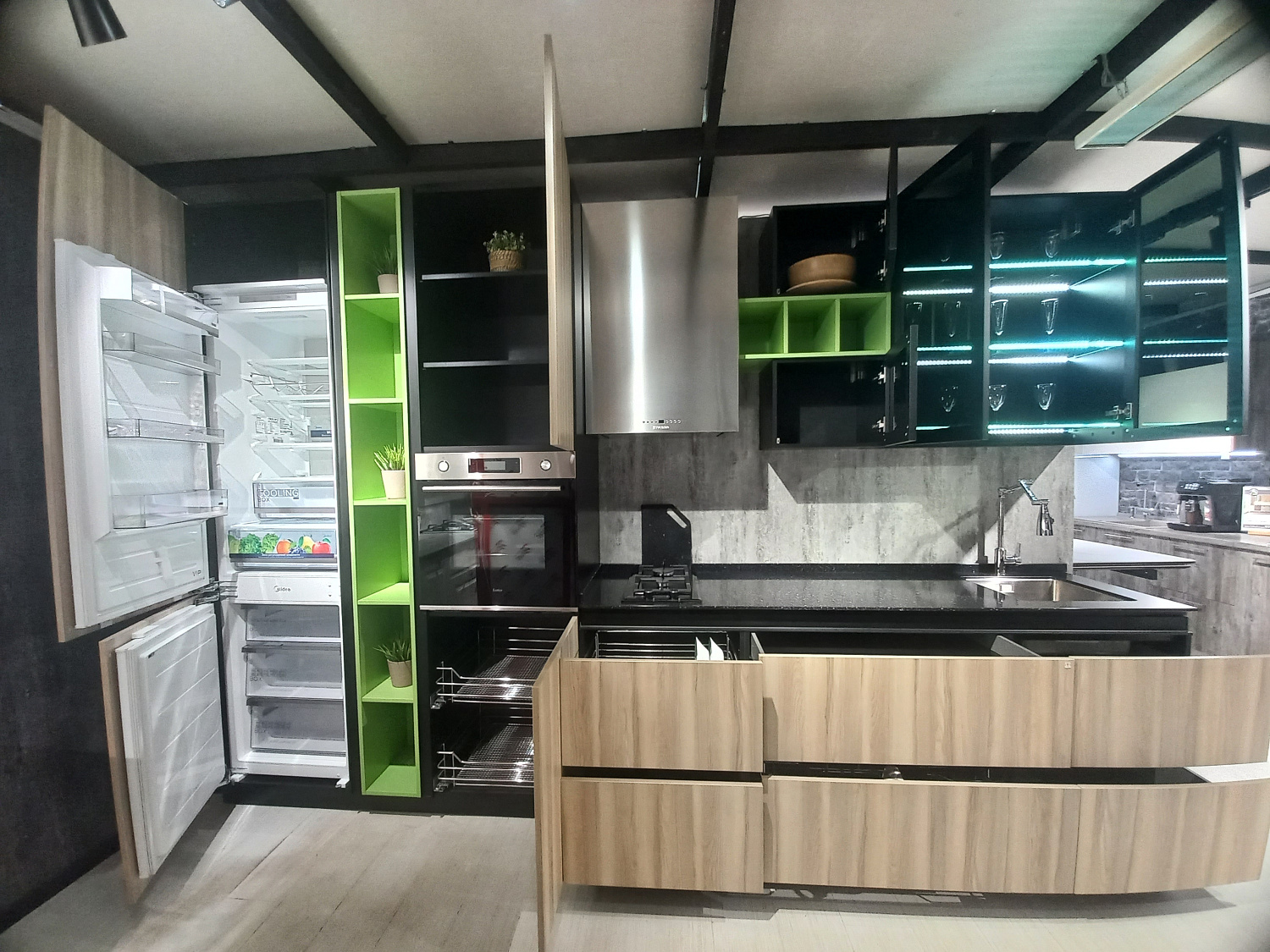 Кухонный гарнитур "Глосс - Гола"