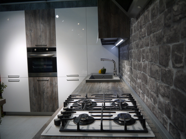 Кухонный гарнитур на заказ Донатти