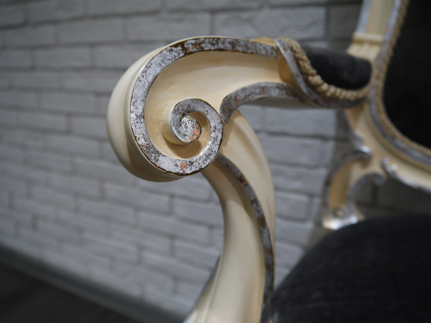 Кухонный гарнитур на заказ ГАУДИ кухня