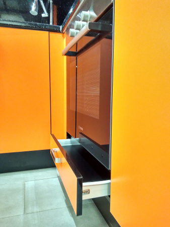 Кухонный гарнитур на заказ Экспрессия (Трио)