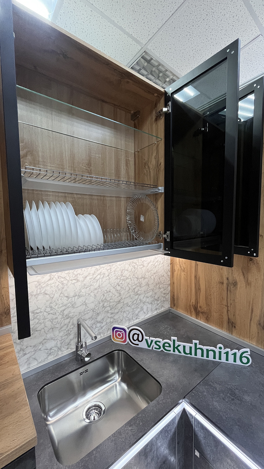 Кухонный гарнитур "Лофт бетон"