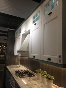 Кухонный гарнитур на заказ Мэри