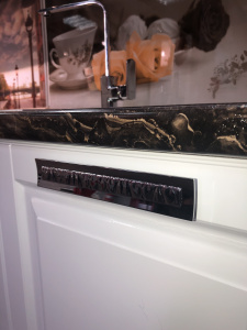 Кухонный гарнитур на заказ Ретро белая (архив)